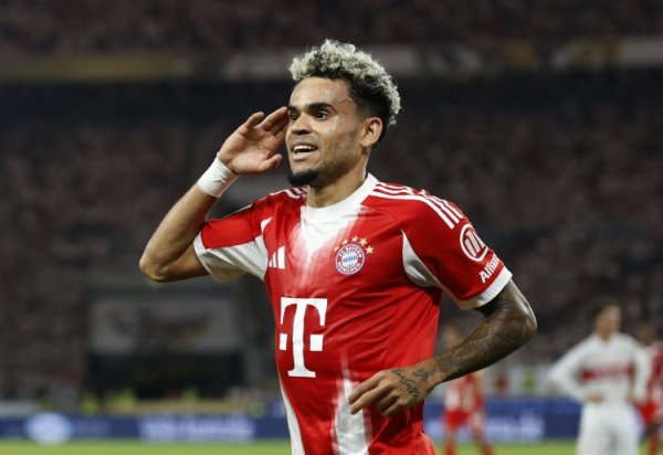 Ảnh: Diaz trở lại Munich vào thứ năm và chỉ có thể tham gia vào cuộc tập trận cuối cùng giữa Bayern 